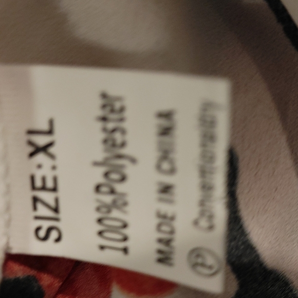 NWOT Amazon Pretty floral button up blouse XL - Picture 8 of 8